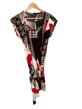 Buffalo David Bitton Black, Red & White Geometric Print MIDI Dress
